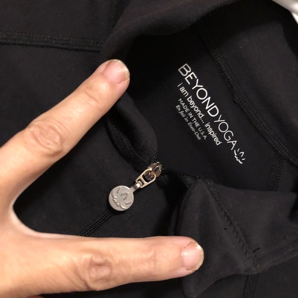 Beyond Yoga Peplum Jacket SOLD red XS coming soon - Picture 5 of 8